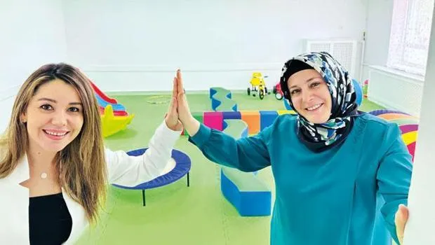 70 yıllık okulda büyük değişim: Sınıflar çiçek açtı