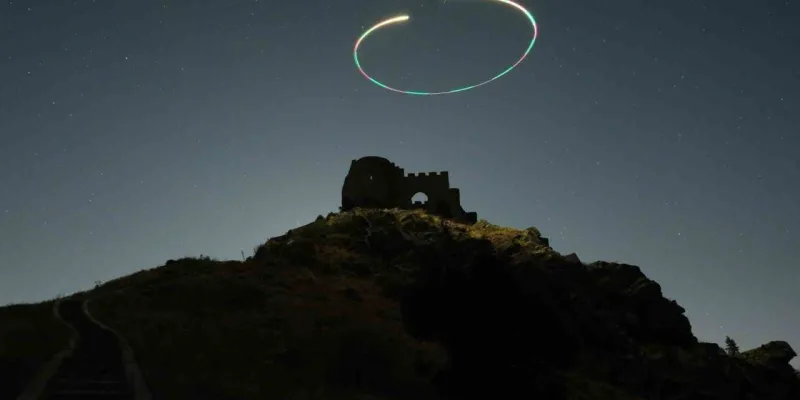 700 yıllık Kov Kalesi’nde perseid meteor yağmuru büyüledi