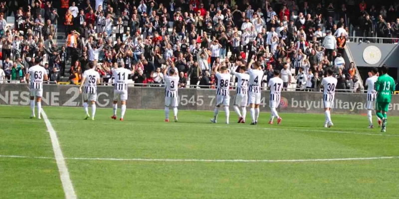 Altay'da Yaprak Dökümü! İki Yıldız Gitti, Bir Umut Kaldı mı?