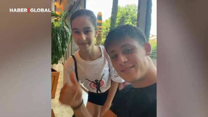 Arda Güler'den Duygulandıran Hareket! Taraftarın Kalbini Fethetti