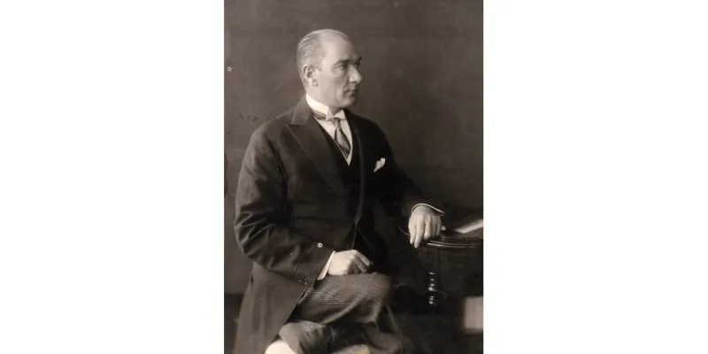 Atatürk'ün Bilinmeyen Video Kaydı Ortaya Çıktı! Şok Detaylar