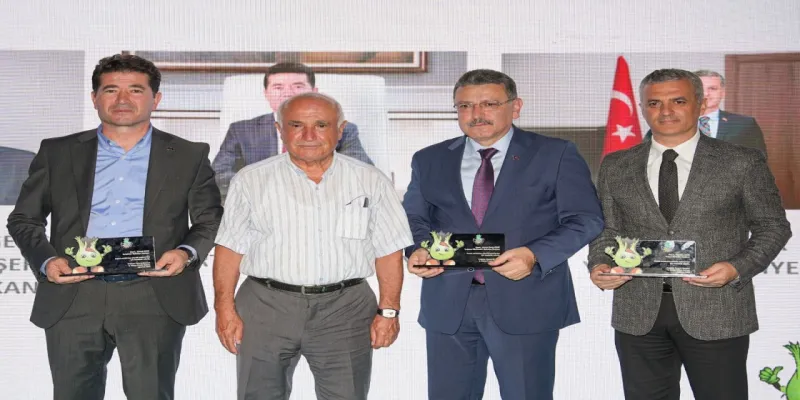 Fındığa Değer Katan Başkan! Kaya'ya Büyük Ödül Sürprizi