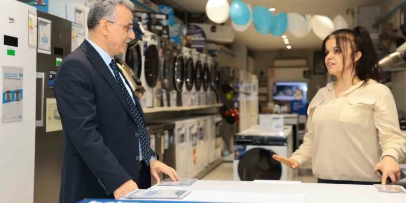 Kurnaz'dan Esnaf Ziyareti: Gönüllere Dokunan Başkan!