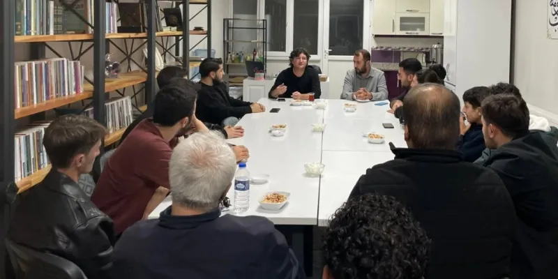 Bayburt'ta Gençlik Buluşmaları: Kur'an Işığında Hayat!