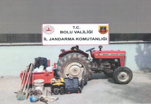 Bolu'da Kaçak Kazıya Baskın! Jandarma 6 Kişiyi Yakaladı!