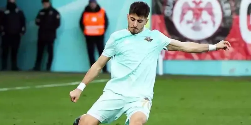 Rizespor'dan Transfer Bombası! Furkan Orak Artık Yeşil-Mavili!