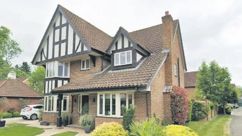 CHP'li İBB'deki vurguncularının sığınağı İngiltere! Merthan Açıl 50 milyona ev aldı