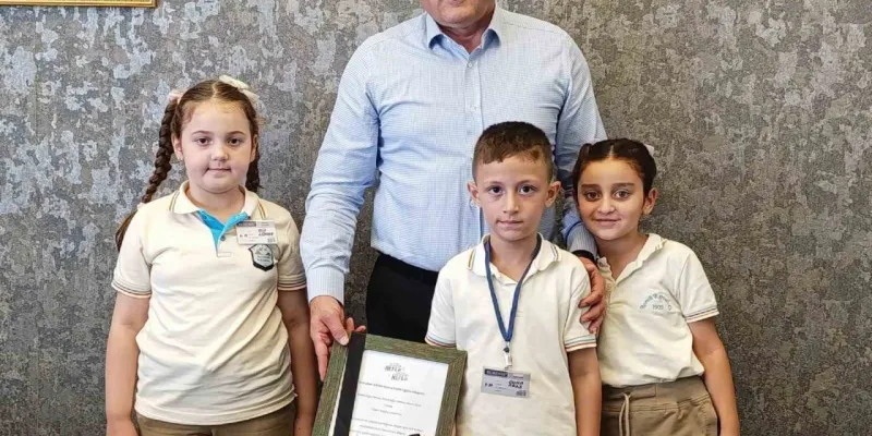Düzce'de Öğrencilerden Anlamlı Hareket: 207 Fidan Toprakla Buluştu!