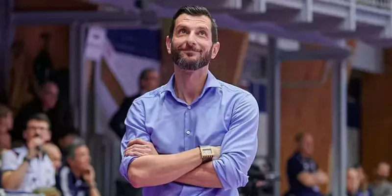 Eczacıbaşı'nda Şok Değişim! Yeni Başantrenör Kim Oldu?