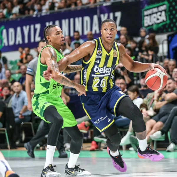 Fenerbahçe Beko'ya Şok! Son Saniye Basketiyle Mağlubiyet