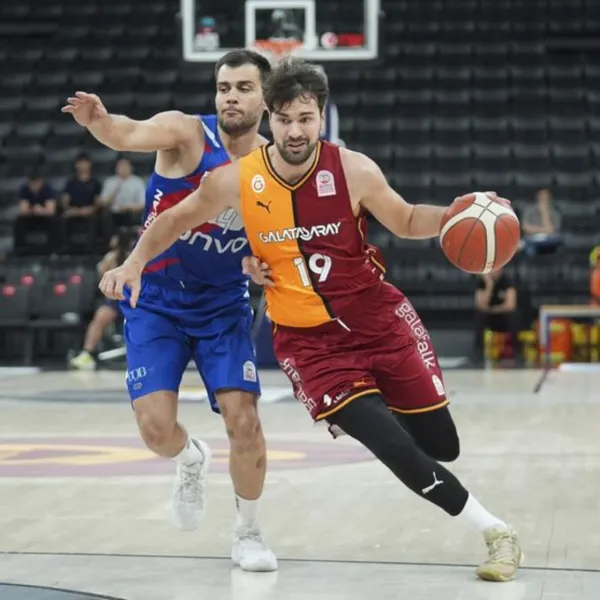 Galatasaray Play-Off'ta! Aslan Büyükçekmece'yi Devirdi