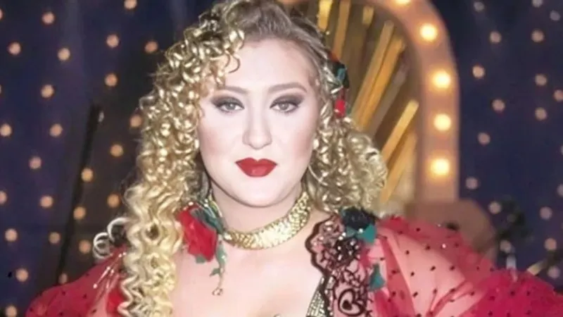 "Güllü"nün kızı: Annem Roman havası oynarken ayağı kayıp camdan düştü