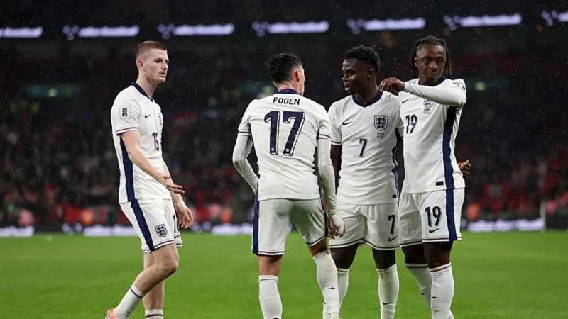 İngiltere Sırbistan'ı Devirdi! Namağlup Seri Devam Ediyor