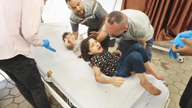 İsrail Gazze’de durmadı... Bayram günü yine çocukları vurdu