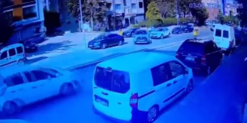 İstanbul - Ataşehir’de motosiklet kazası kamerada