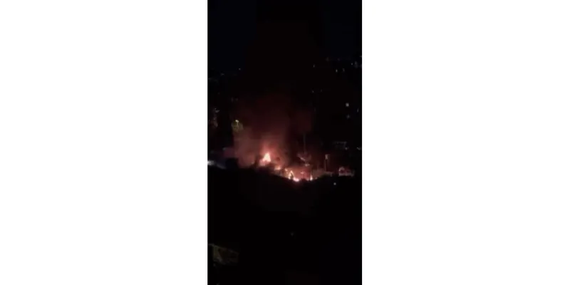 İstanbul- Bahçelievler'de, oto tamirhanesinde yangın