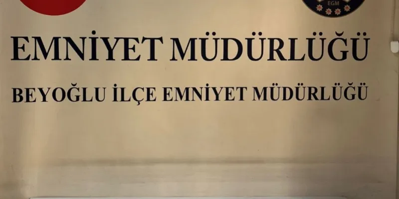 İstanbul - Beyoğlu'nda eğlence mekanına girmesini engelleyen kuzenini vurdu; kurşun ensesine isabet etti ölümden döndü