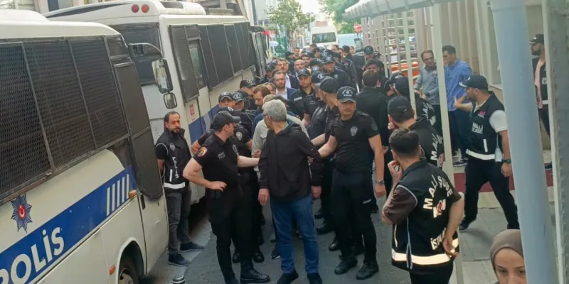 İstanbul - İBB soruşturması: Aralarında Büyükçekmece Belediye Başkanı Hasan Akgün'ün de olduğu 22 şüpheli tutuklandı 13 / Ek bilgi