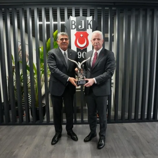 İstanbul Valisi Gül’den Beşiktaş'a ziyaret