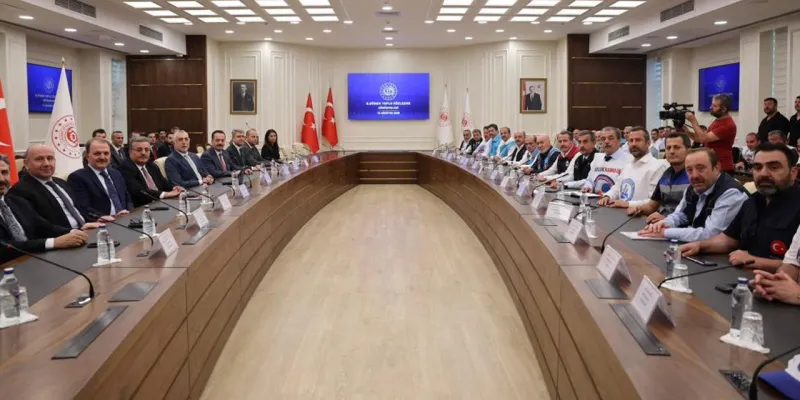 Memur Zammı Ne Kadar? İşte Kamu İşveren Heyeti'nin Son Teklifi!
