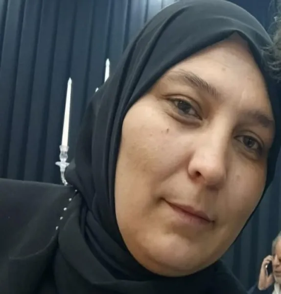 Kayseri'de kenenin ısırdığı 2 çocuk annesi öldü