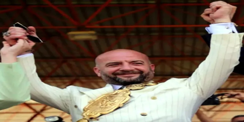Kırkpınar Ağası'ndan Eleştirilere Cevap: Kıyafet mi, Öz mü Önemli?