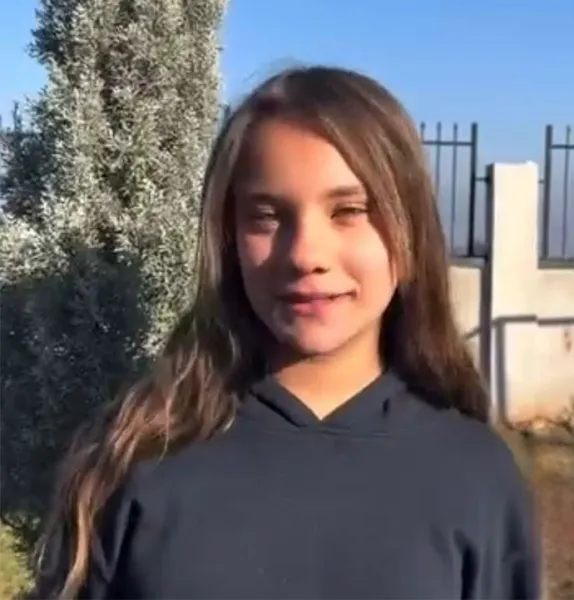 Kızını tüfekle öldürüp, eşini ağır yaraladı