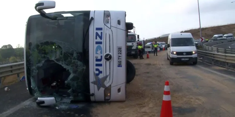 Kuzey Marmara'da Feci Kaza: Otobüs Devrildi! Ölü ve Yaralılar Var
