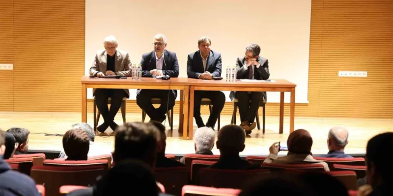 Merhamet Nedir? Düzce Üniversitesinden Anlamlı Panel!