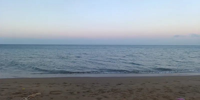 Mersin'de denize giren 3 öğrenciden 2'si boğuldu, 1'inin durumu ağır