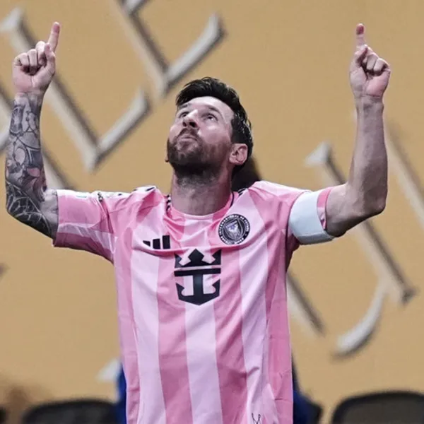 Messi'den Frikik Şov! Miami, Porto'yu Yıktı!