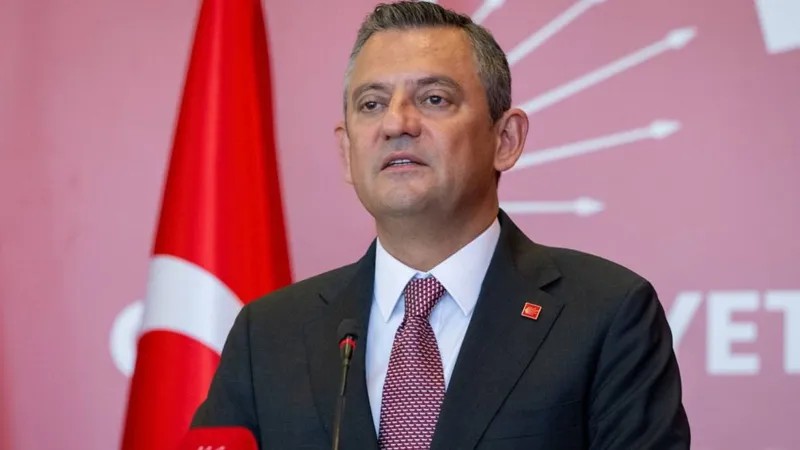 Özgür Özel'den Anneler Günü Mesajı: Gözyaşı Dinmeli!