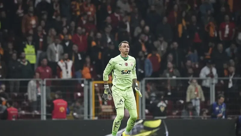 Muslera'dan Şampiyonluk Sonrası Türkçe Mesaj! Duygulandıran Anlar