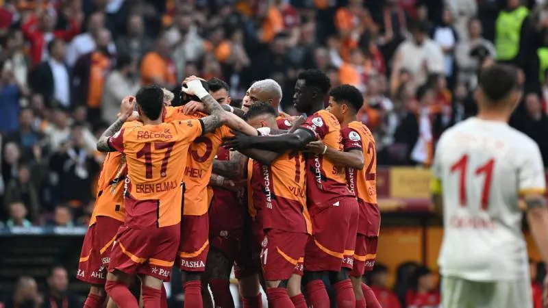 Galatasaray'dan Tarihi Zafer! 5. Yıldız Formada Parıldayacak!