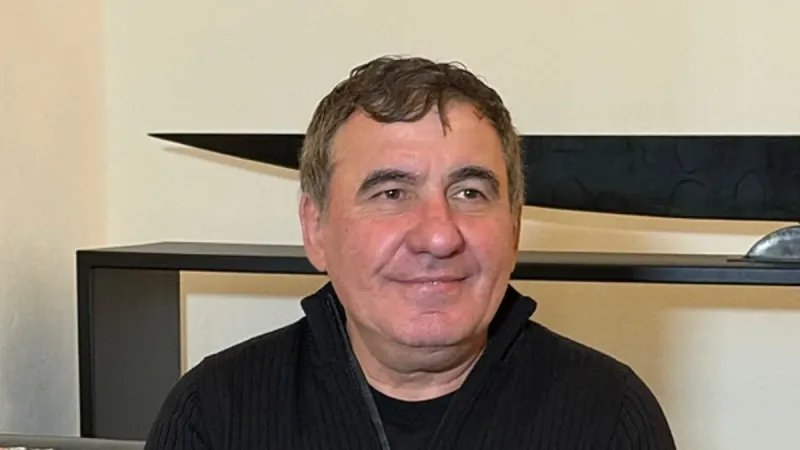 Hagi'den Şok İtiraf! Okan Buruk ve UEFA Kupası Sırrı!