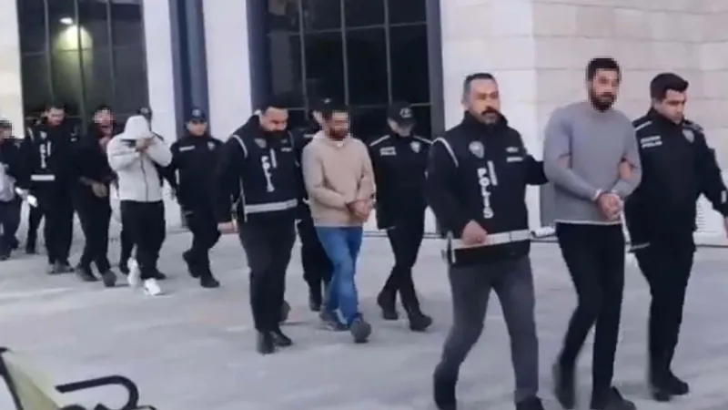 Gökçeada'da Yağma Şoku! 9 Kişi Tutuklandı!