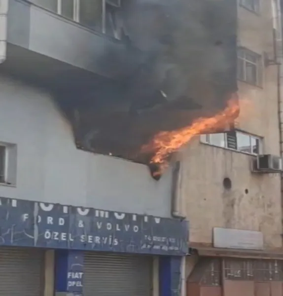 Kağıthane'de Korkunç Yangın! İş Yerinde Faciada Son Durum