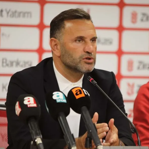 Okan Buruk'tan Kritik Hamle! Galatasaray'da 2 Sürpriz Değişiklik