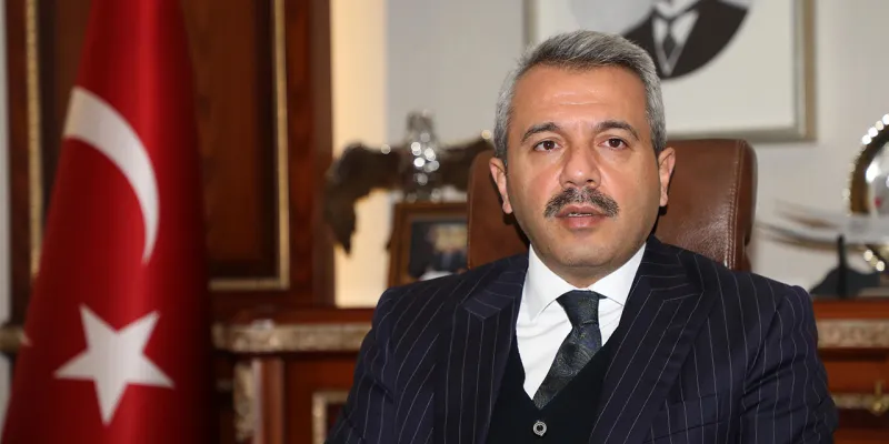 Rize Valisi'nden 19 Mayıs Mesajı! Gençler, Gelecek Sizin!
