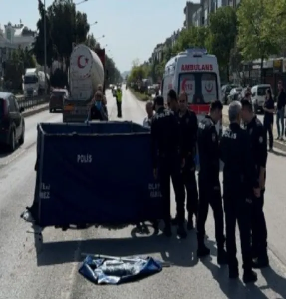 Samsun'da Feci Kaza! TIR'a Çarpan Motosikletli Hayatını Kaybetti