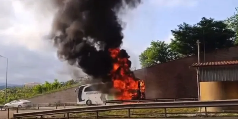 Ordu'da Otobüs Yangını! Yolcular Son Anda Kurtuldu Mu?