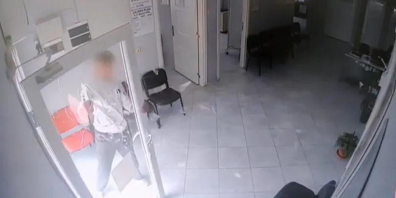 Osmaniye’de Aile Sağlığı Merkezine Saldırı Kamerada
