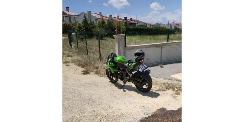 Keşan'da Feci Kaza! Motosiklet Sürücüsü Yaralandı!