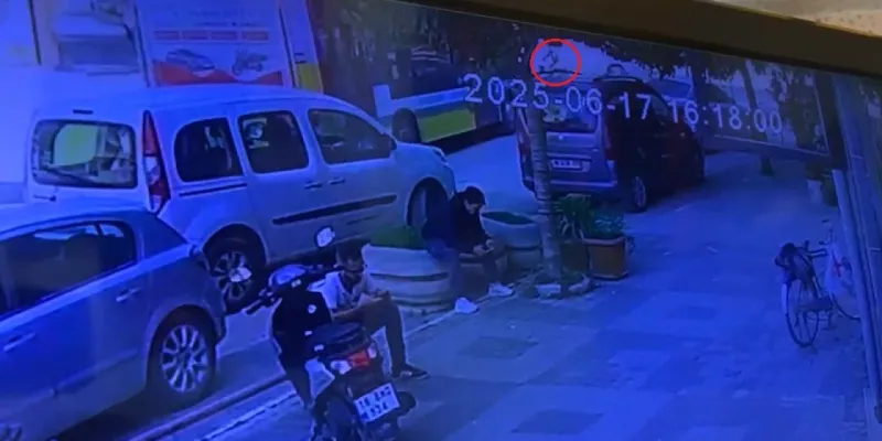 Bursa'da Otobüs Motosiklete Çarptı! İşte O Anlar Kamerada