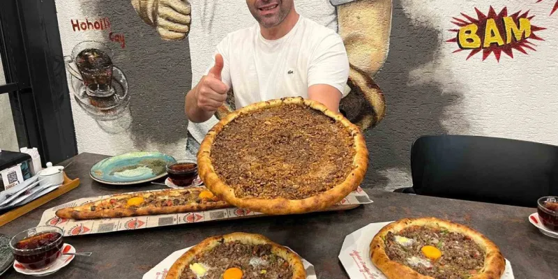 Elmalı Pide mi? Karadeniz'den Şaşırtan Lezzet!