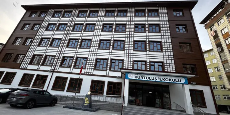 Rize'de Kurtuluş İlkokulu Yeniden Açılıyor!