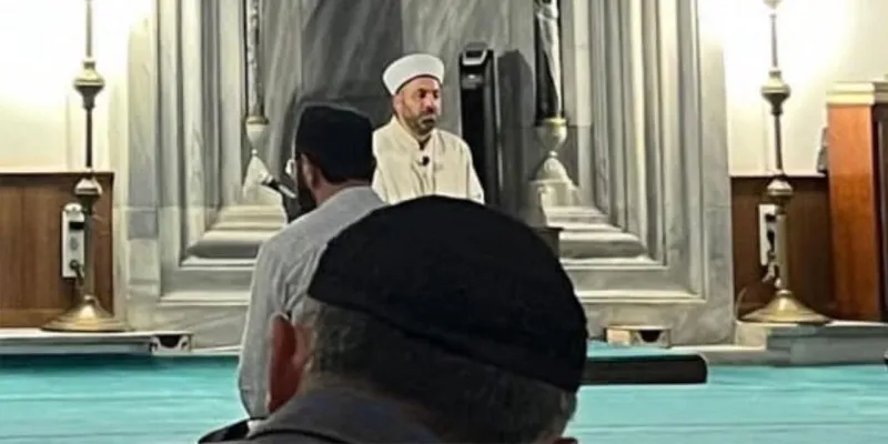 Rize'de Yangın Duası! Şeyh Camii'nden Yürekleri Isıtan Görüntüler