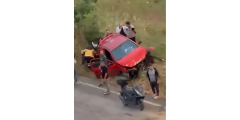 Samsun'da Feci Kaza! İki Araç Çarpıştı, 5 Yaralı! Şok Detaylar