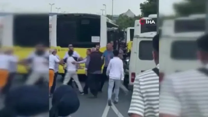 Şoför otobüsü yolcuların üzerine sürdü! O anlar kamerada
