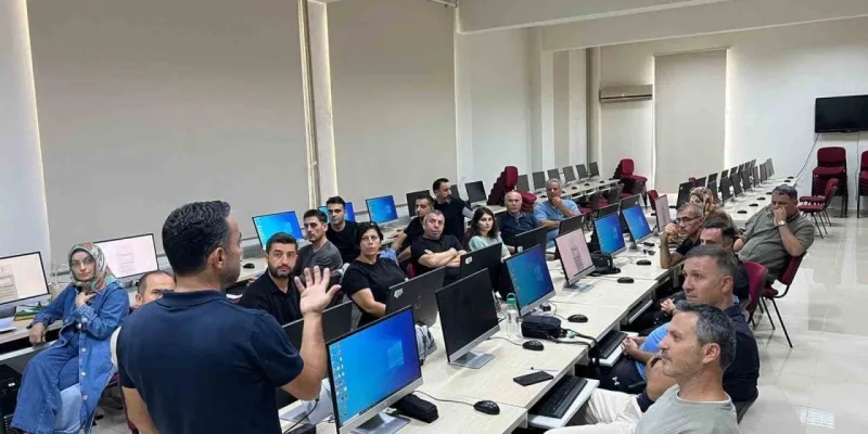 Tokat'ta Öğretmenlere Yapay Zeka Şoku! Eğitimde Yeni Dönem